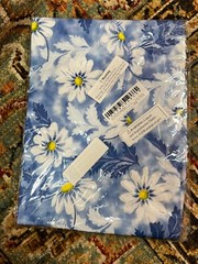 Blue Tablecloth – PVC/Waterproof 60” x 60” / 152 cm x 152 cm – Patterrn