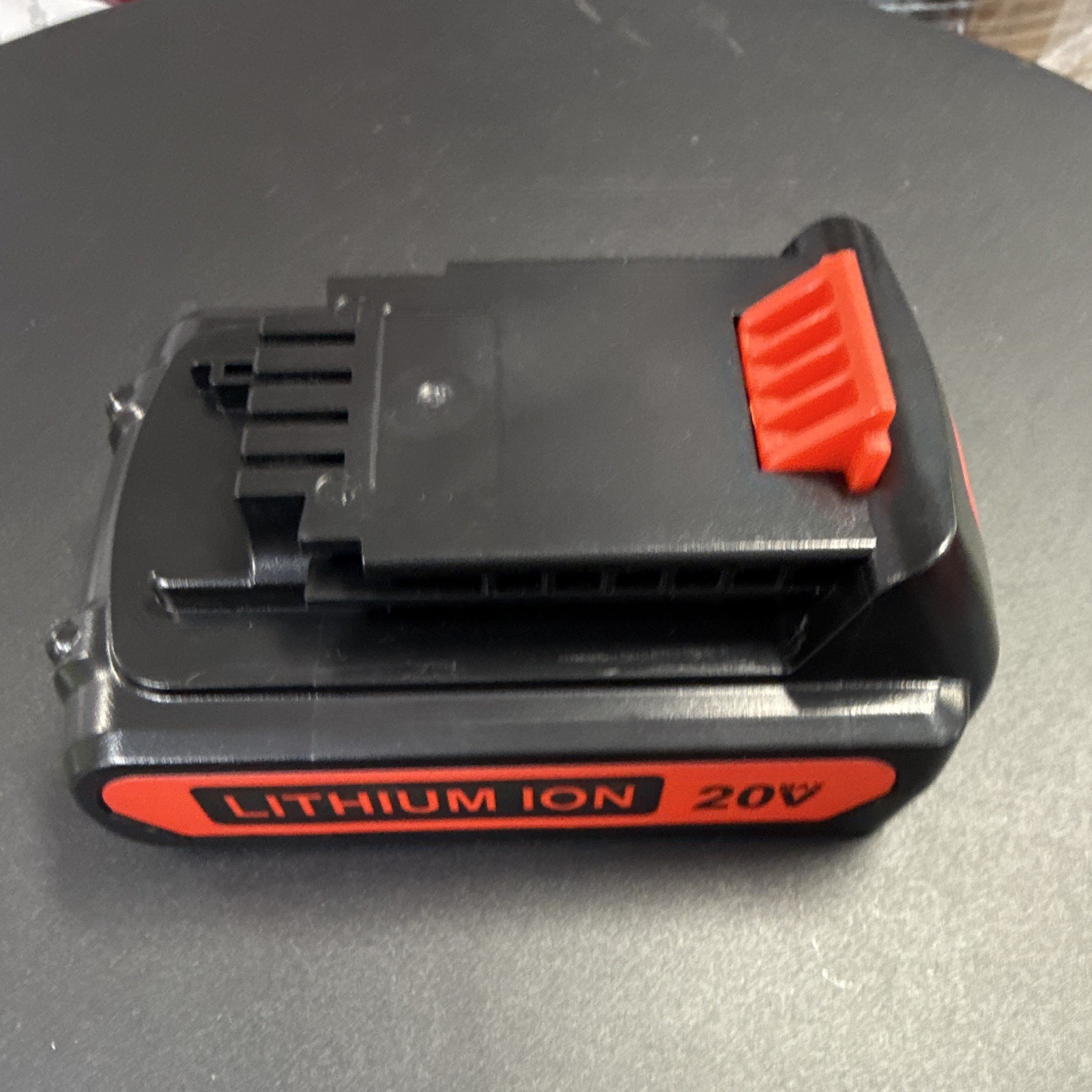 LBXR20 20V Lithium-Ion Battery Included with LCS1620 Charger & AC Adapter, Black gallery