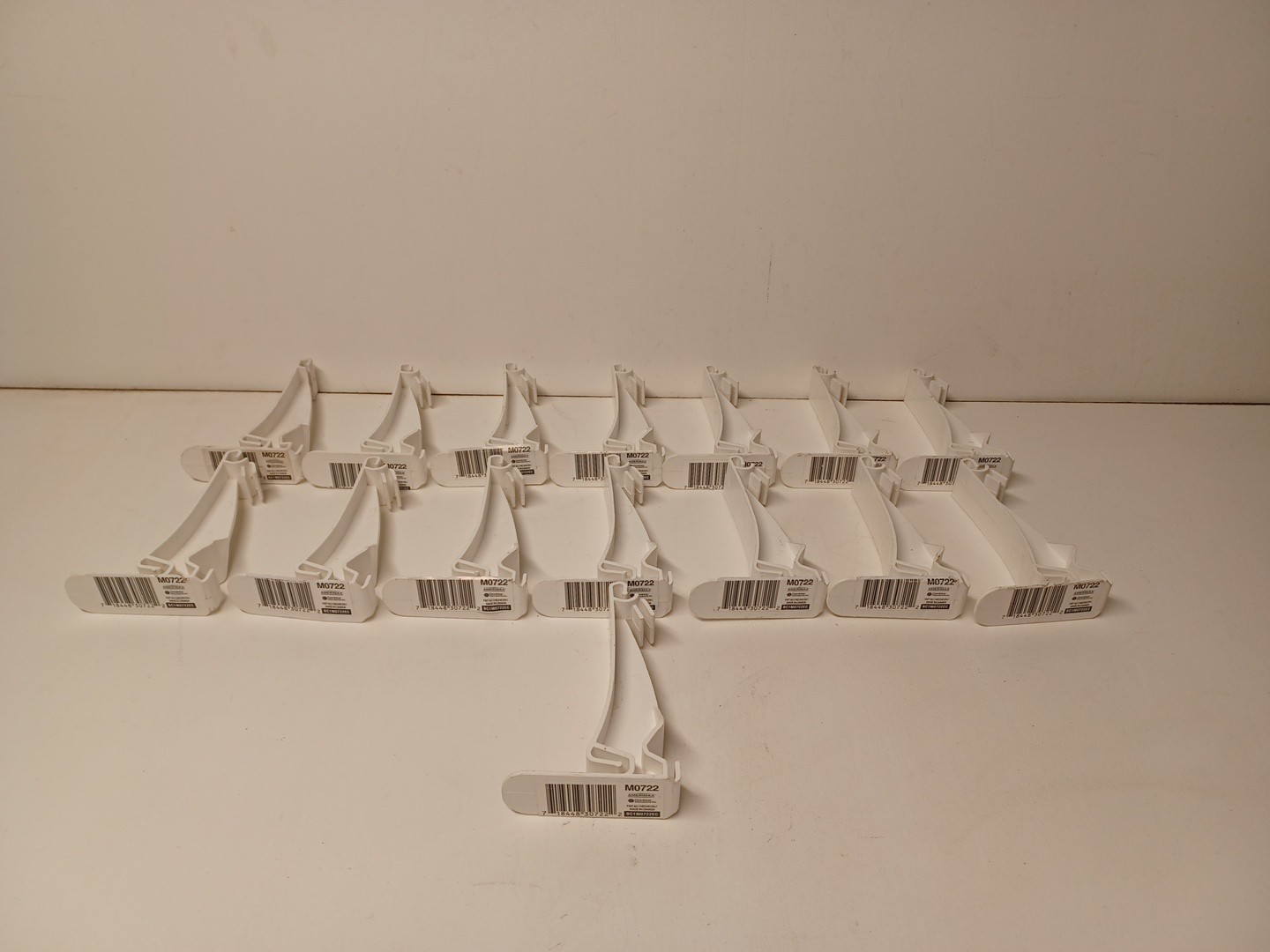 15 Gutter Hanger, K-Style, Hidden, Traditional, Vinyl, White, 5-In M0722 gallery