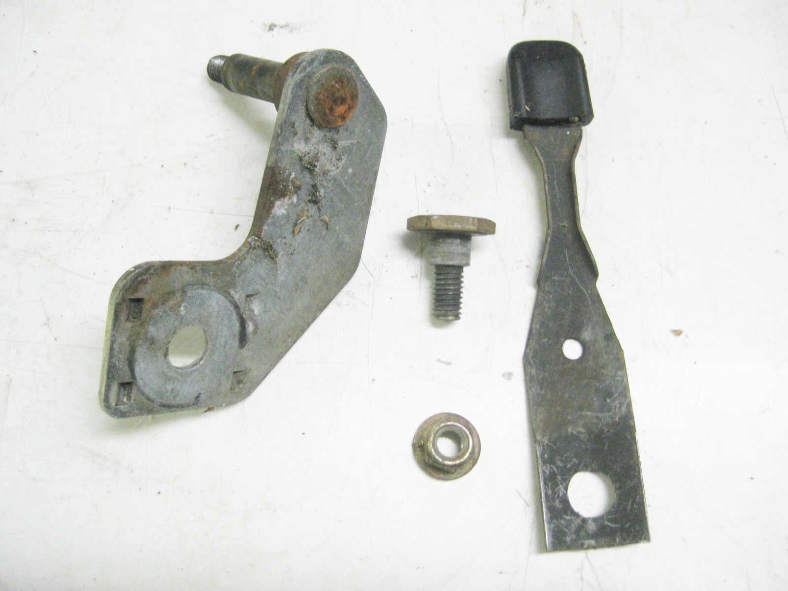 Bolens Mower 11A-414A065 Rear RH Pivot Arm Assembly Part 987-02333, 732-04175 gallery