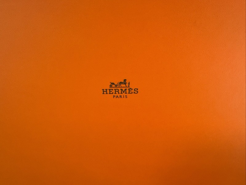 HERMES Empty Xxl Empty Gift Box Box 28”x13.5”x5” gallery