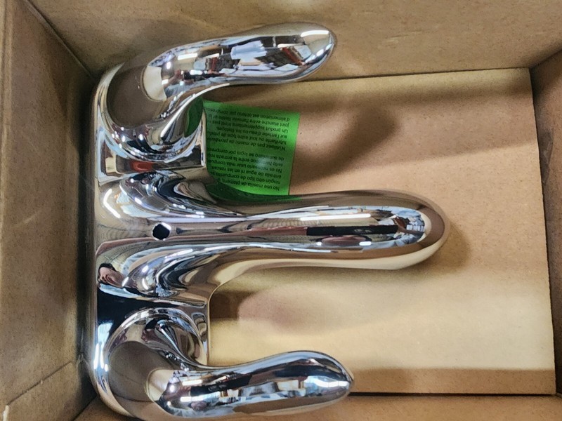 Glacier Bay Constructor 4" Double Handle Bathroom Faucet Chrome gallery