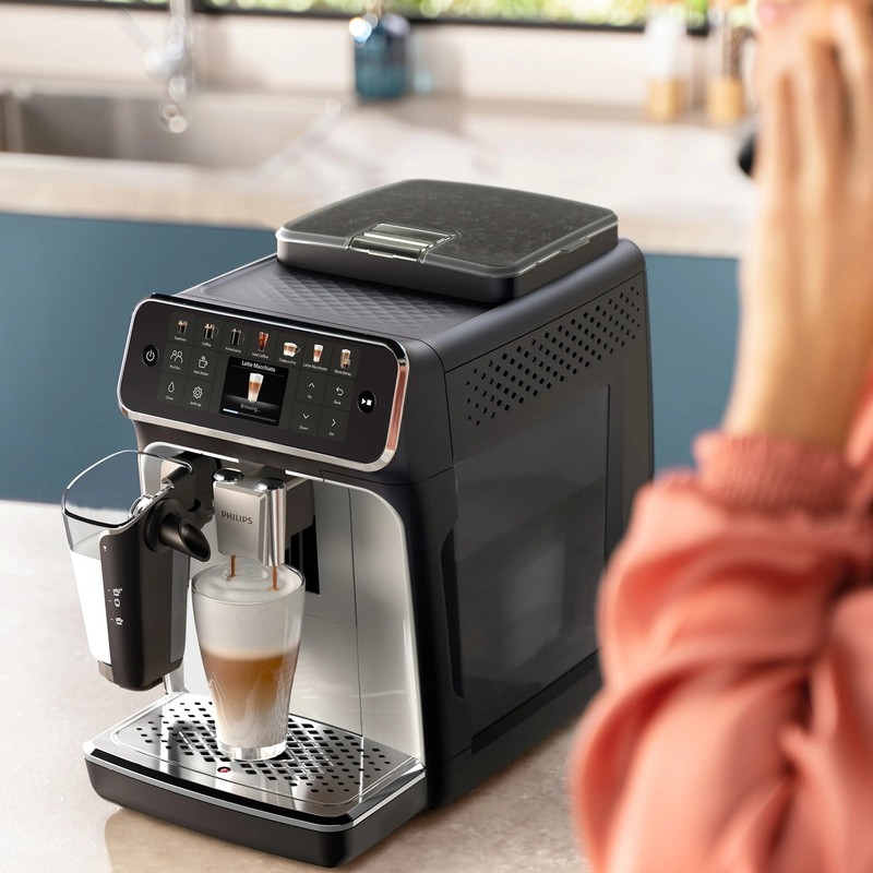 Philips 4400 LatteGo Automatic Espresso Machine, Black |12 Recipe | EP4447/90 gallery
