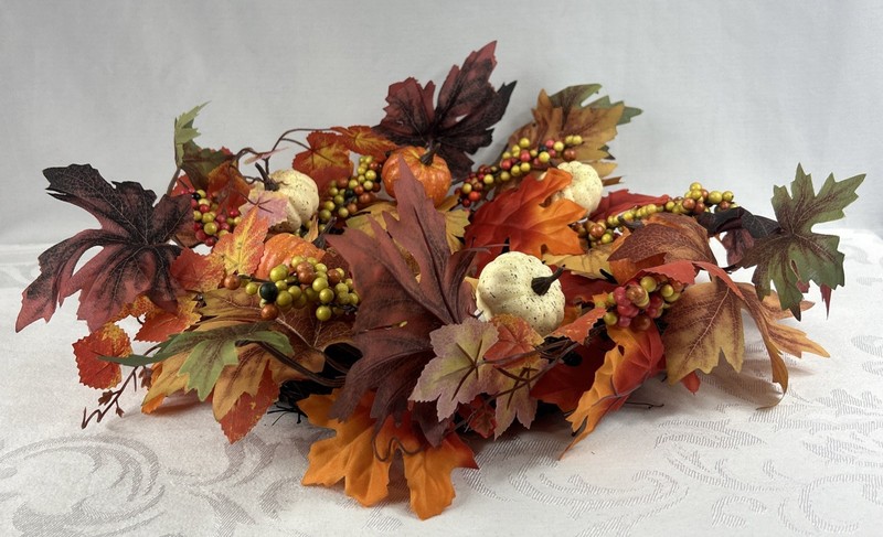 18” Artificial Autumn Maple Leaf & Berry Wreath – Fall Harvest Door Décor New gallery