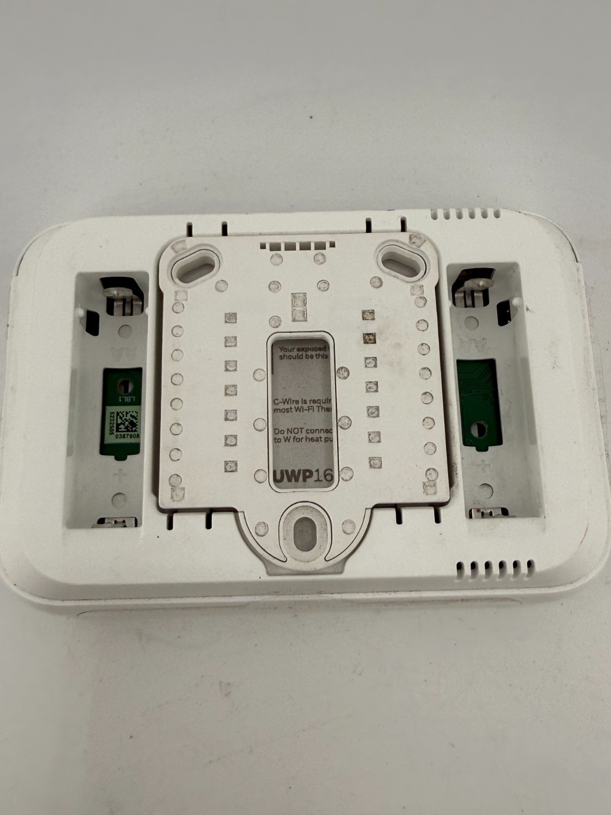 Honeywell Home RTH11B X1N Non-Programmable Thermostat 1 Heat 1 Cool Single Stage gallery