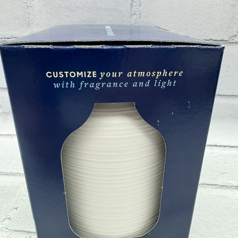 Glade Aromatherapy Cool Mist Oil Diffuser Light Find Clarity Lemongrass Bergamot gallery
