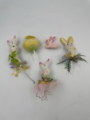 5 VTG Lot Flocked Easter Bunny Rabbit, Egg, Floral Pick Plastic Decoration A20
