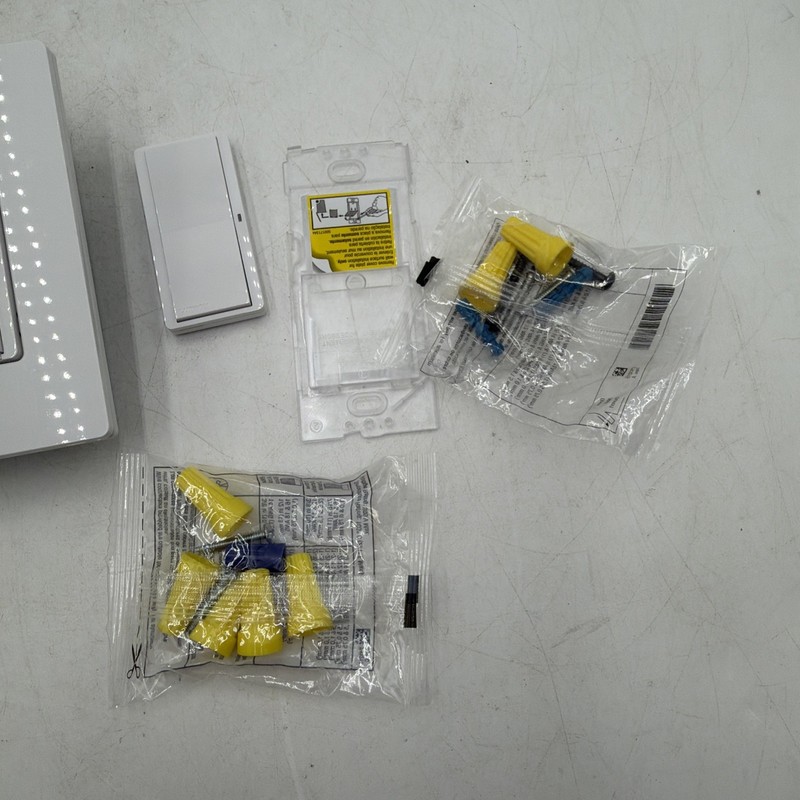 Lutron Diva Smart 150W LED Dimmer Switch White DVRF-PKG1D-WH-R Open Box gallery