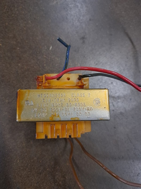 Carrier Bryant Transformer HT01AW230A / 30-8606 / 24V 60VA - Used gallery