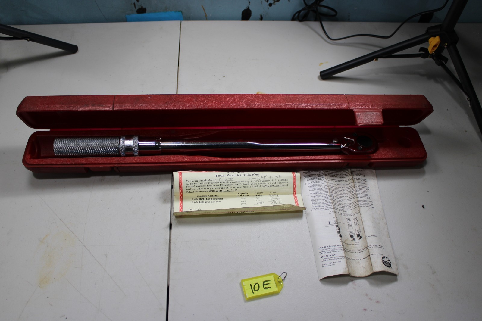 Mac Tools TW150R - 1/4" Drive - Axis-Head Torque Wrench 20-160 in-lbs. gallery