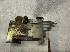 BRIGGS & STRATTON CONTROL BRACKET 694042, 597209 OEM #3