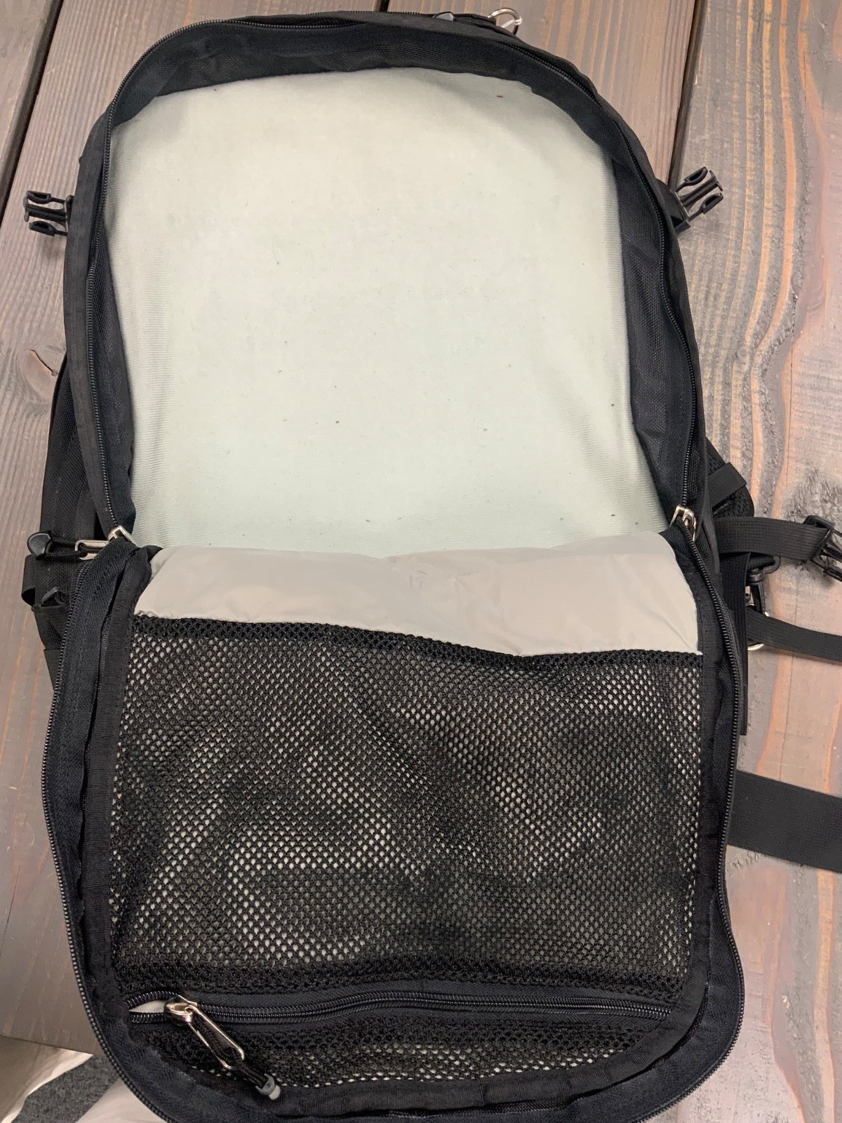 Spire Volt XL Model Backpack Black 2