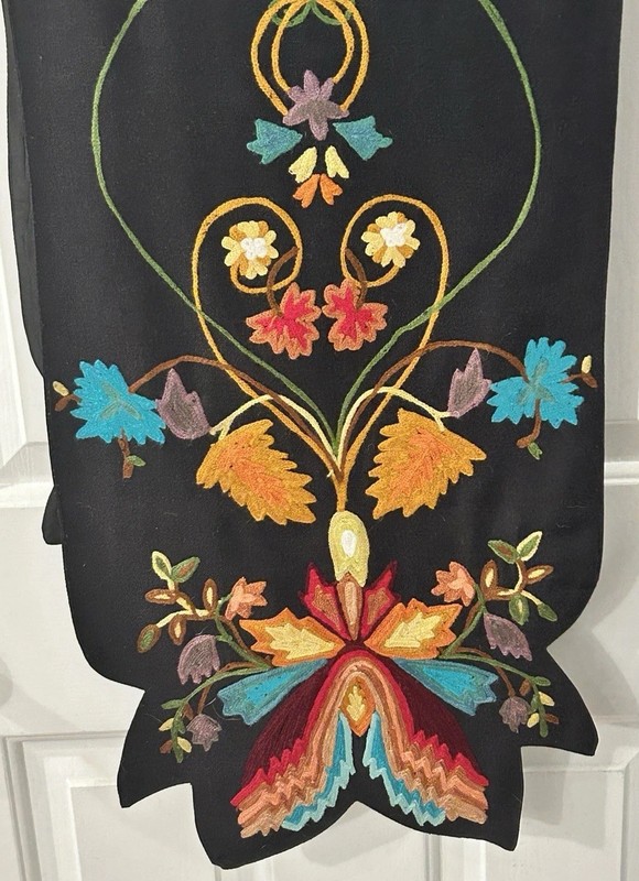 Table Runner 13” x 47” Black Wool Blend Multicolor Crewel Embroidered EUC gallery