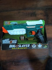 Bug Slayer Salt Blaster Bug Killer Fly Stopper Pistol Gun with Safety
