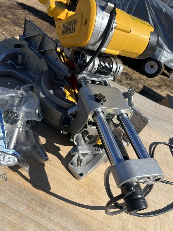 DEWALT Double Bevel Sliding Miter Saw, 12-inch, Compound (DWS780) gallery