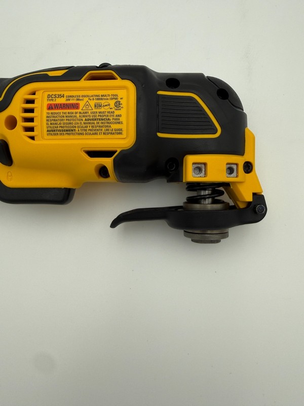 DeWalt DCS354B Atomic 20V MAX* Brushless Cordless Oscillating Multi-Tool gallery