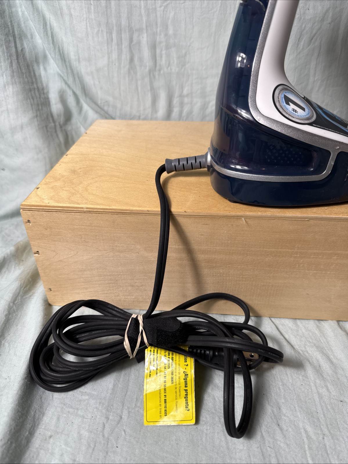 Rowenta X-Cel Steam Handheld Fabric And Garment Steamer gallery