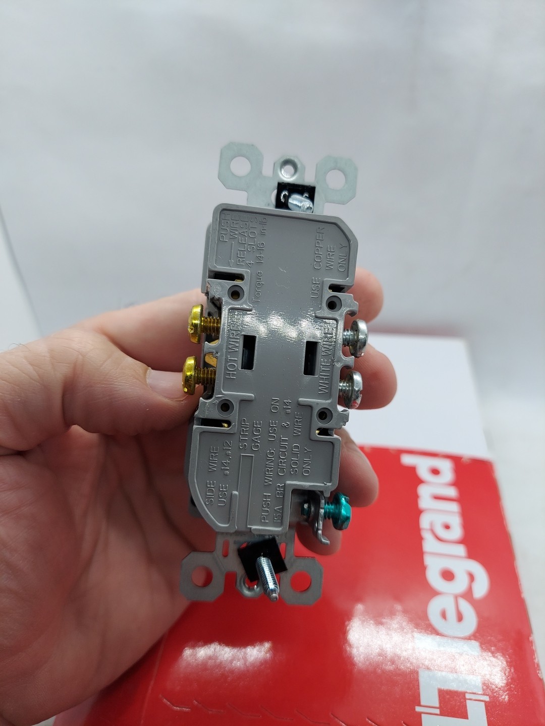 8 pack Legrand Radiant (885TRGRY) Duplex Receptacle 15A 125VAC 60Hz gallery