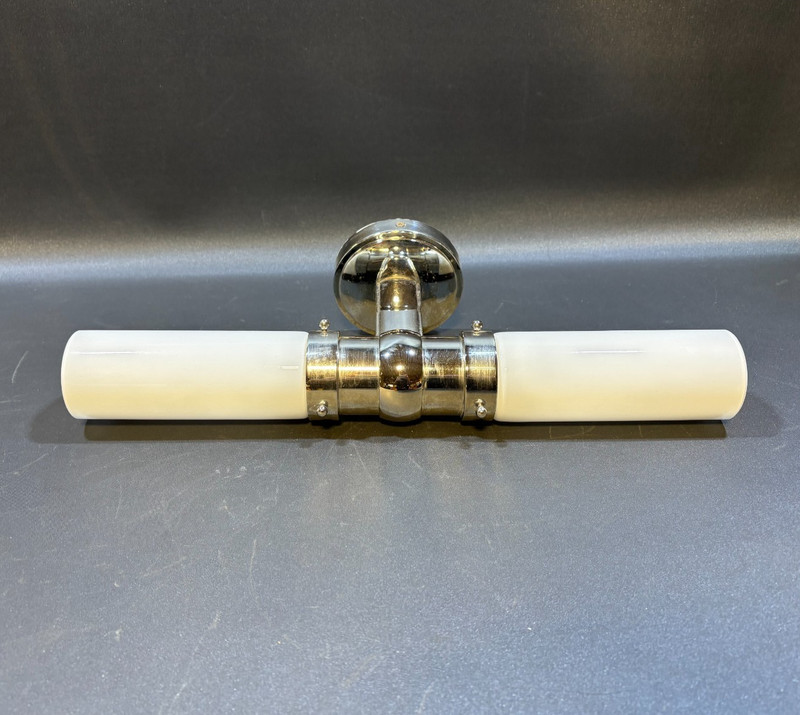 Visual Comfort Thomas O’Brien, Graydon Double Bath Light - 19 inches Long gallery