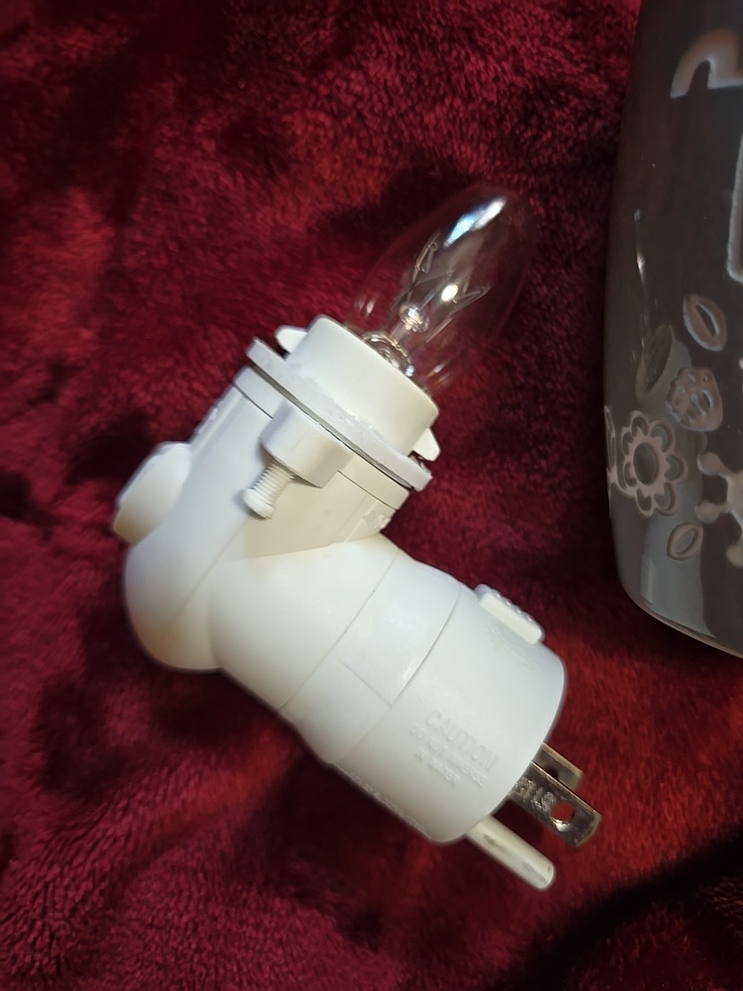 Scentsy -" CRAZY HOT MESS " Wall-Plug In Wax Oil Warmer gallery