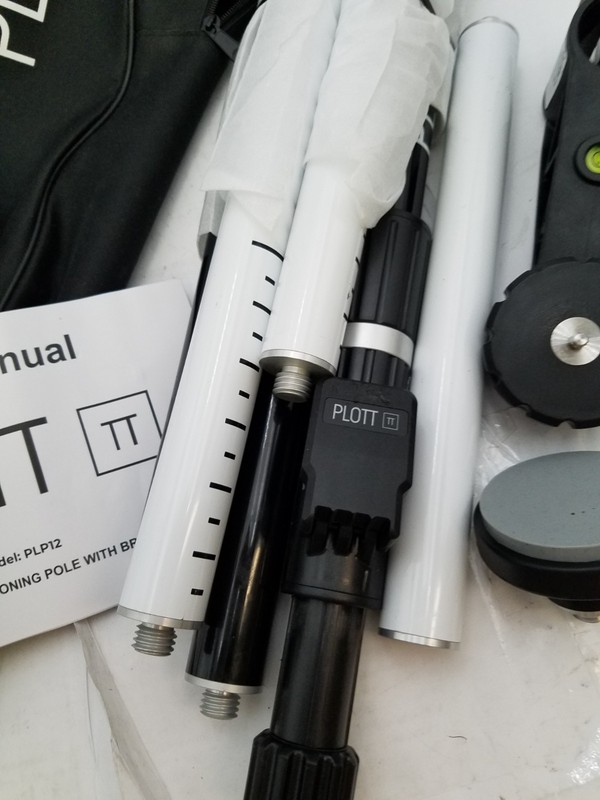 Plott 12-Ft Modular Laser Pole,Lightweight Alum Ext W/bubble lvl&Case (PLP 12) gallery