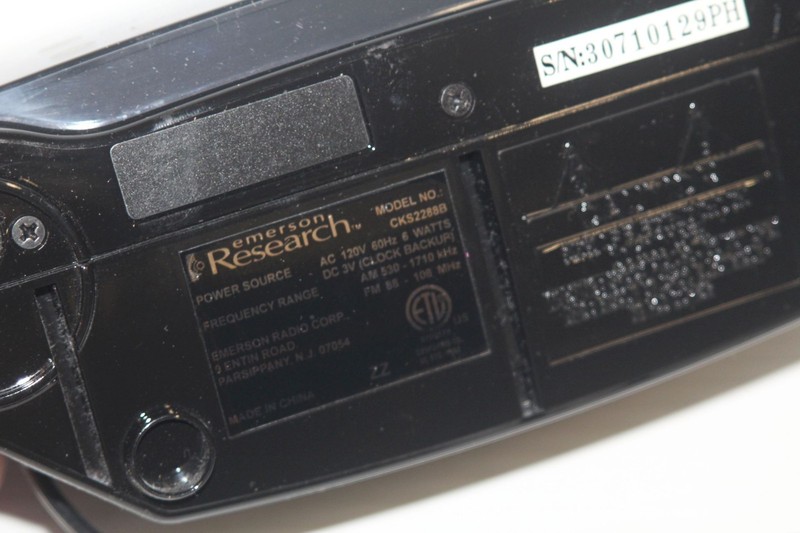 Emerson Research SmartSet CKS2288B Digital Dual Alarm Clock AM FM Radio gallery
