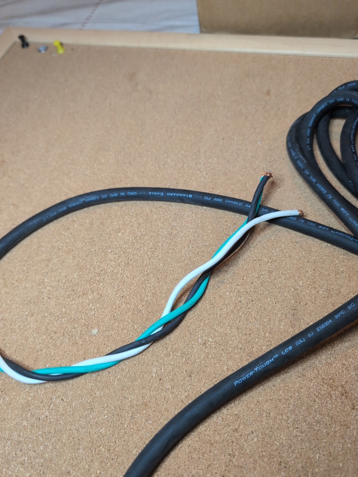 Milwaukee Power Cord Replacement 3/C 14AWG (2.08.mm²) 300V FT2 (A2) gallery