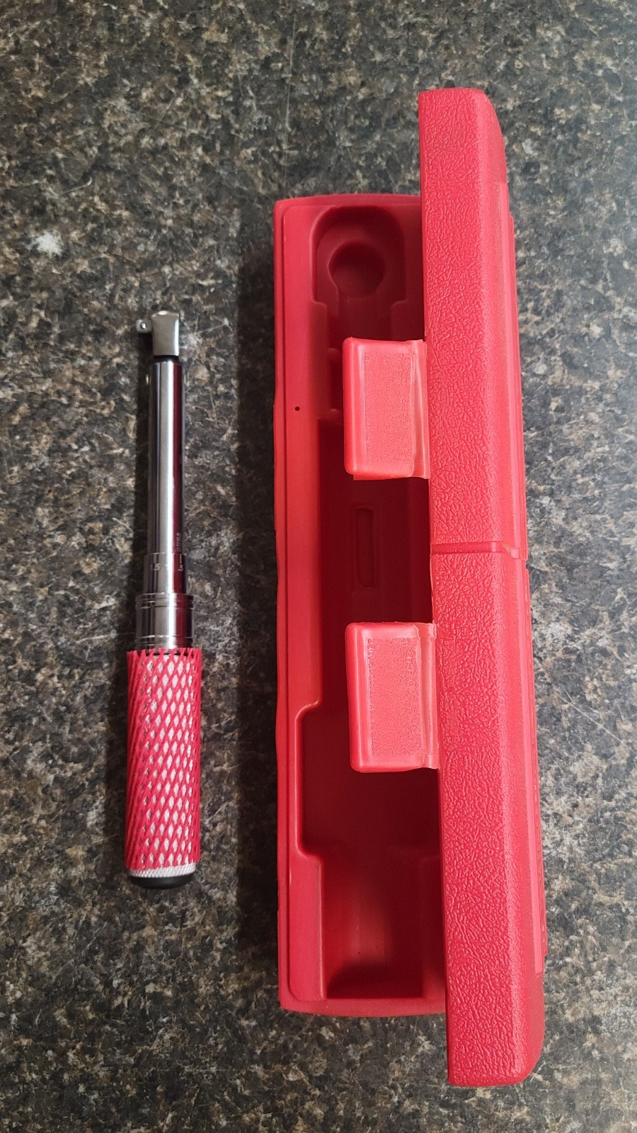 Snap On QD150 1/4" Drive Adjustable Torque Wrench - 10-50 in-lb gallery
