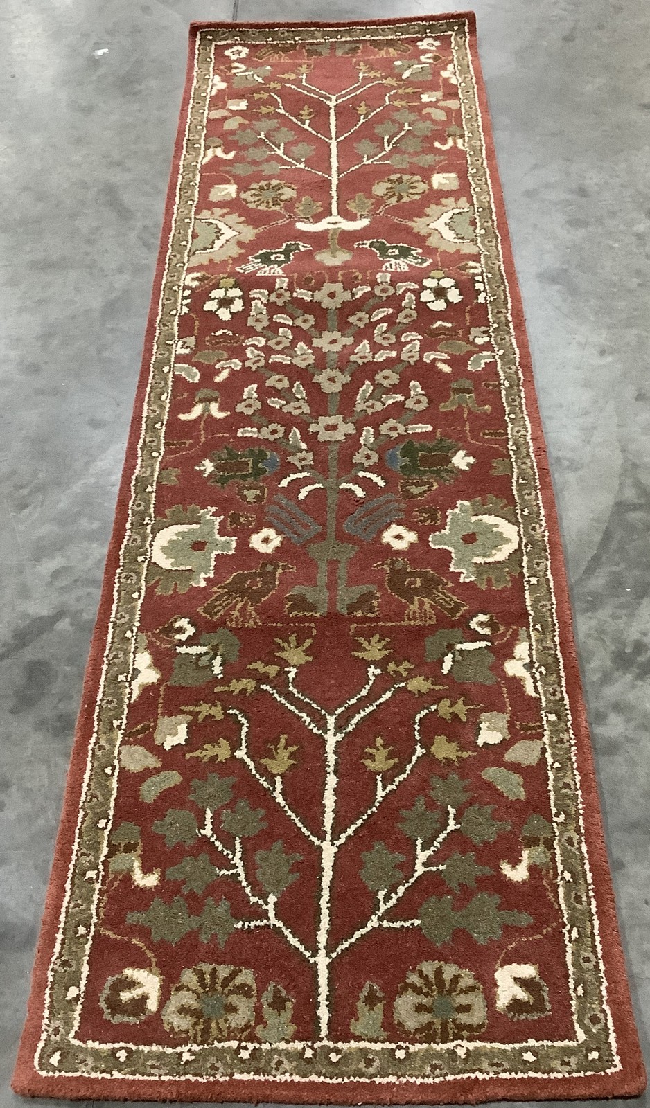 IVORY / BLACK 2'-6" x 8'-0" Back Stain Rug, Reduced Price 1172686029 SOH161A-28 gallery