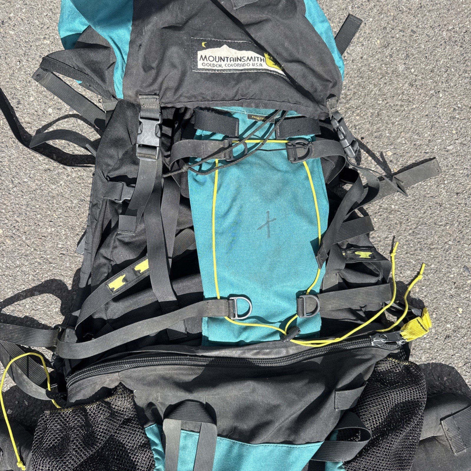 Mountainsmith Frostfire II Backpack Internal Frame Hiking Backpacking Camping 3