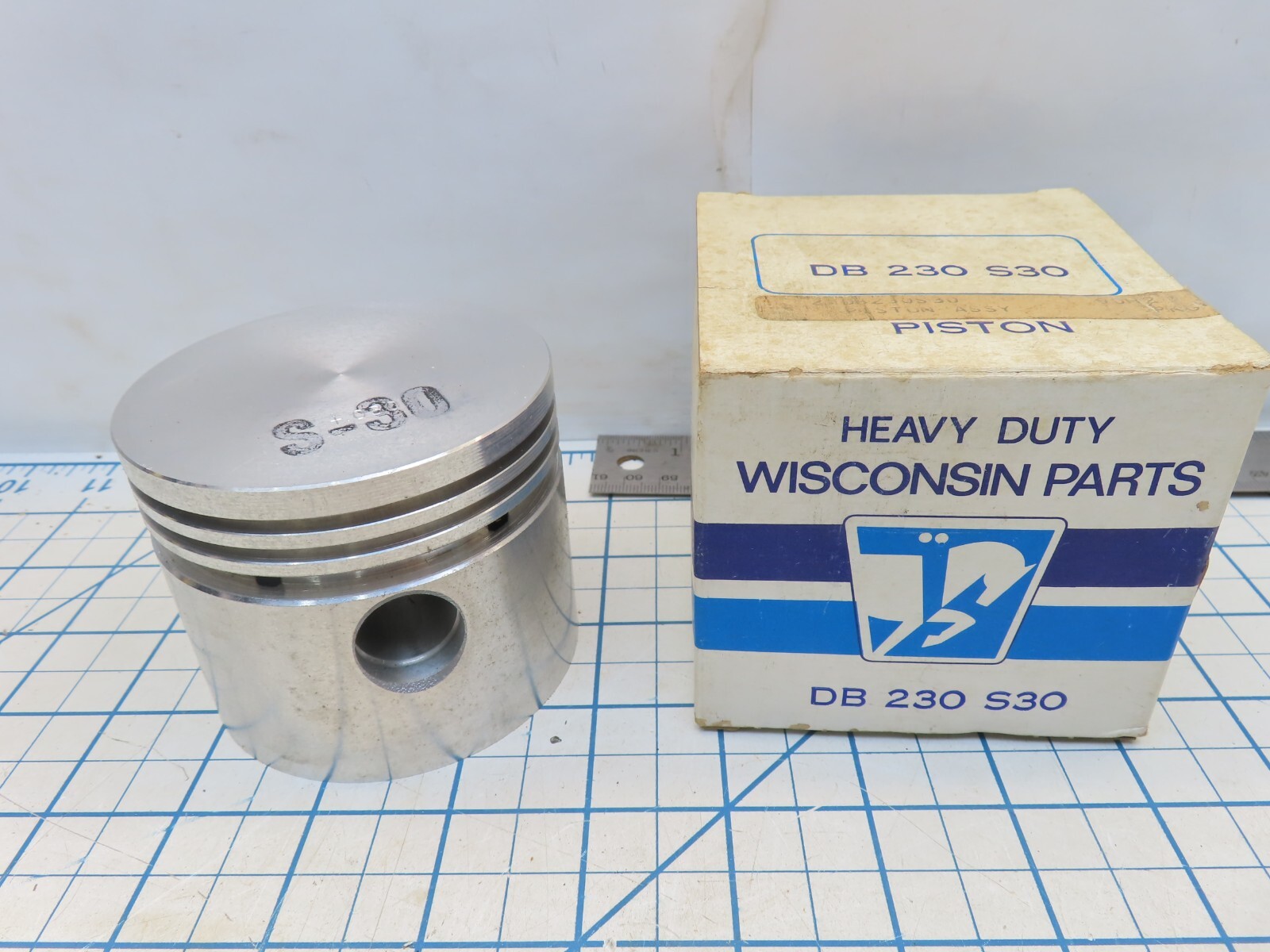 Wisconsin DB-230 S30 DB230 S30 Piston Only gallery