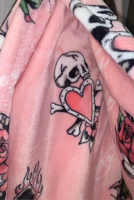 Ed Hardy Oversized Plush Throw Blanket Pink w/Tigers,Hearts,Skulls Tattoo Print gallery