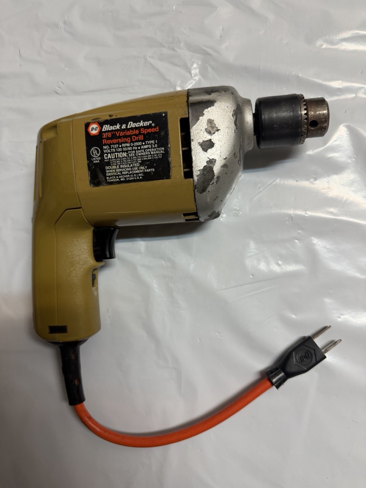 Black & Decker 3/8” VSR Variable Speed Drill Reversible Corded Electric 7127 gallery