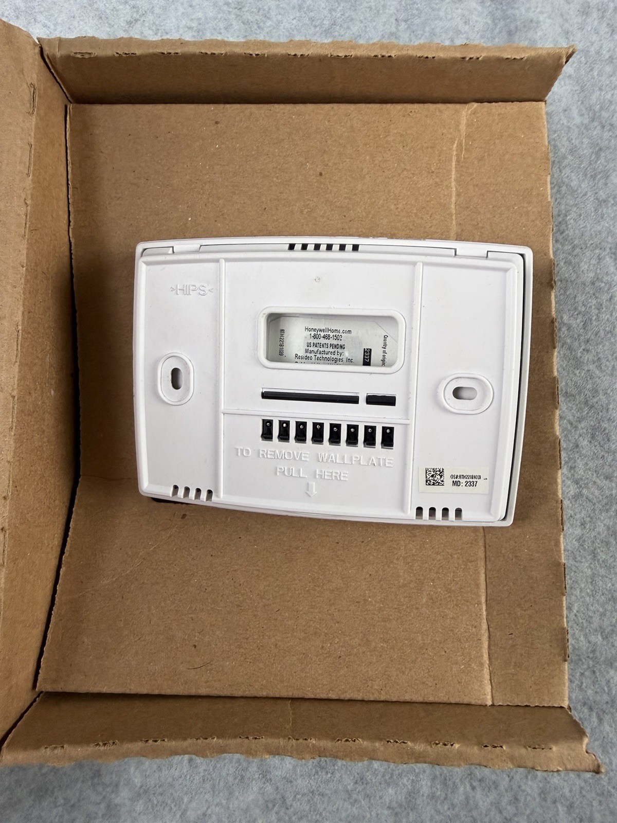 Honeywell Home RTH221B 1-Week Programmable Thermostat with Digital Display gallery
