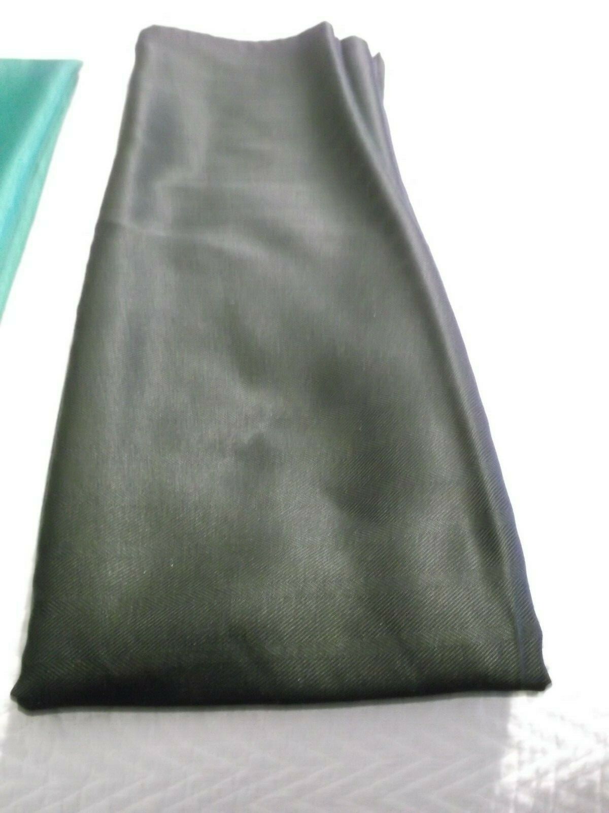 2 Polyester 52 X 72 Rectangular Tablecloths, 1 Emerald Green, I Black EUC gallery