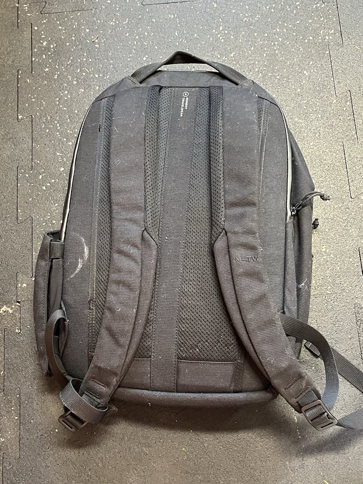 M-TW Moment 17L Everything Backpack Black 2