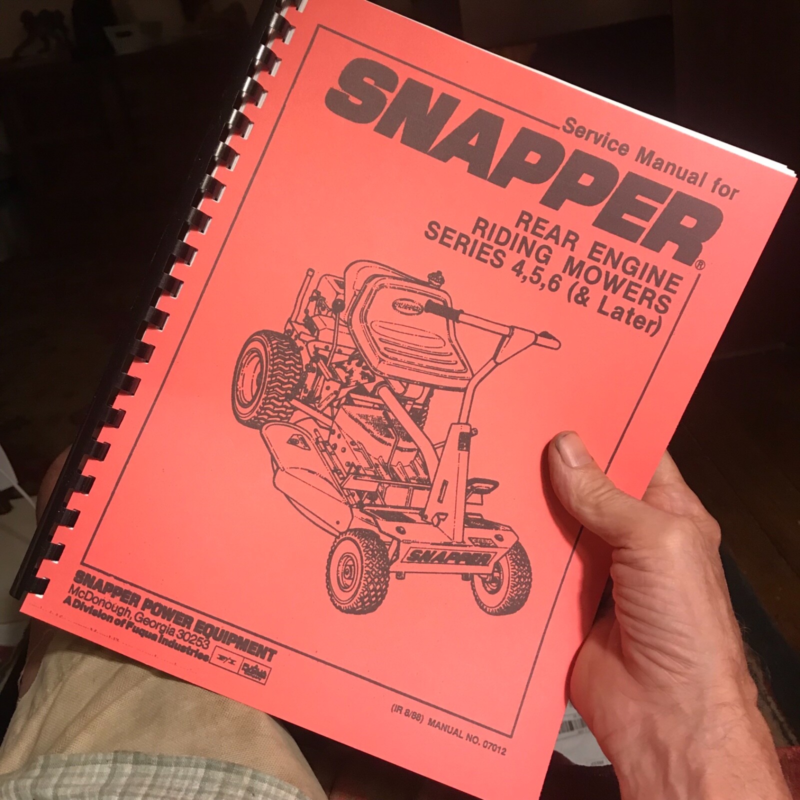 SNAPPER REAR ENGINE RIDING MOWER SERIES 4 , 5 , 6 & LATER SERVICE MANUAL gallery
