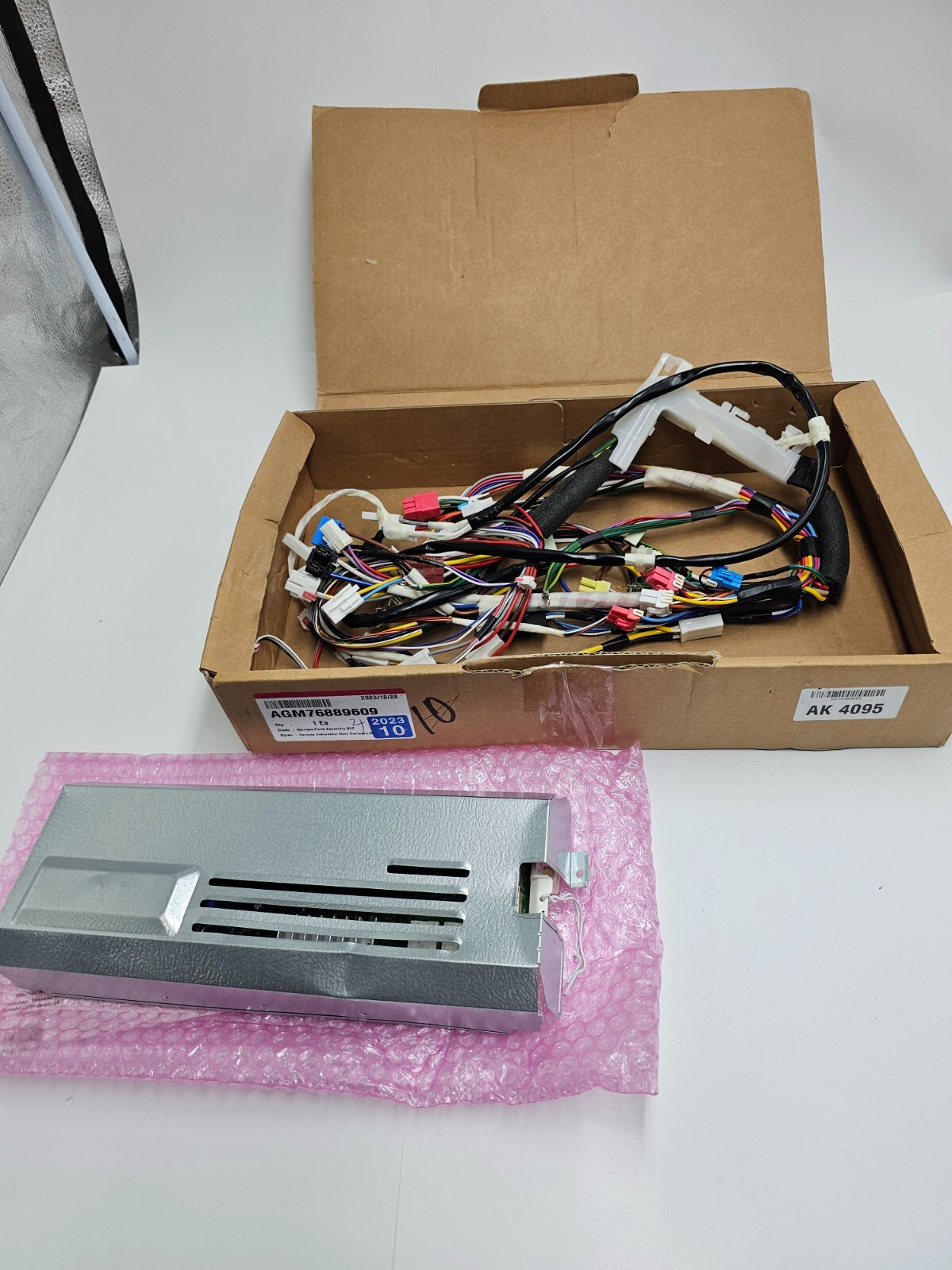 LG AGM76889609 Dishwasher Control Board Harness Part EBR360634 For LDT7808SS gallery
