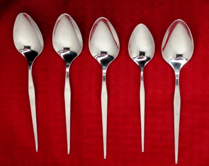 TOWLE USA GLIMMER Pattern 4 Dinner Table Spoons 1 Tea Spoon Lot B E5B gallery