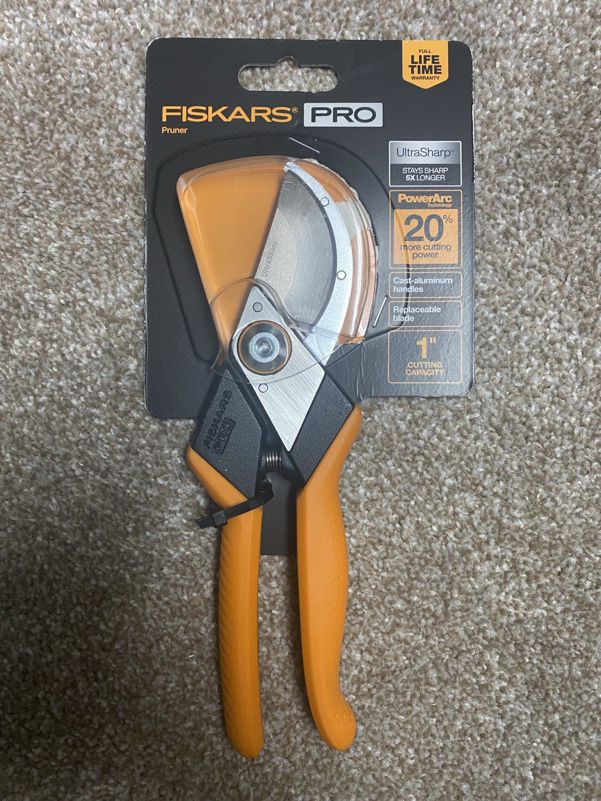 Fiskars PRO UltraSharp Steel bypass hand pruner standard handle 1" cut 394955 gallery