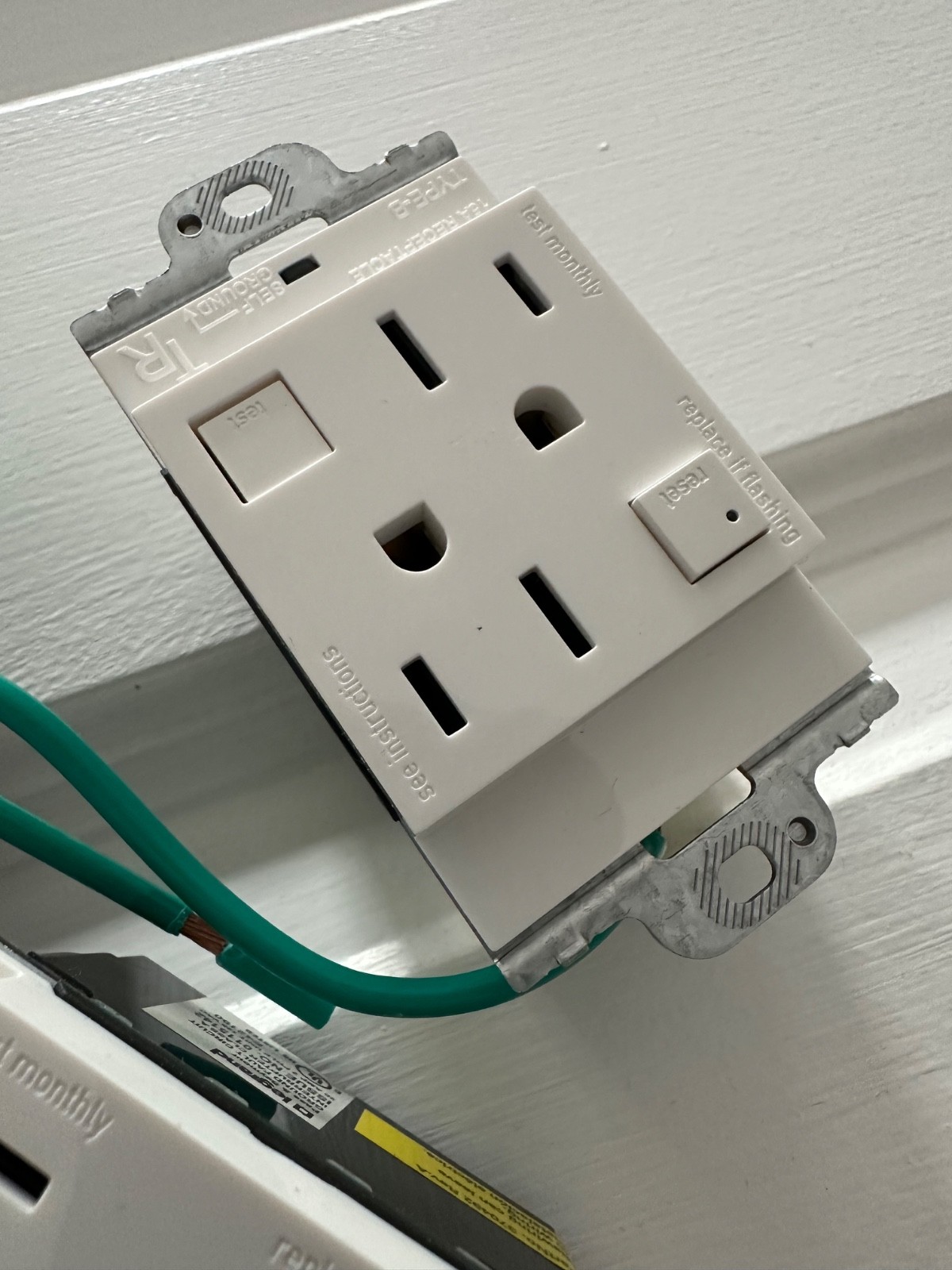 Legrand Adorne 15A GFCI Tamper-Resistant Outlets - White Finish (AGFTR2152W4) gallery
