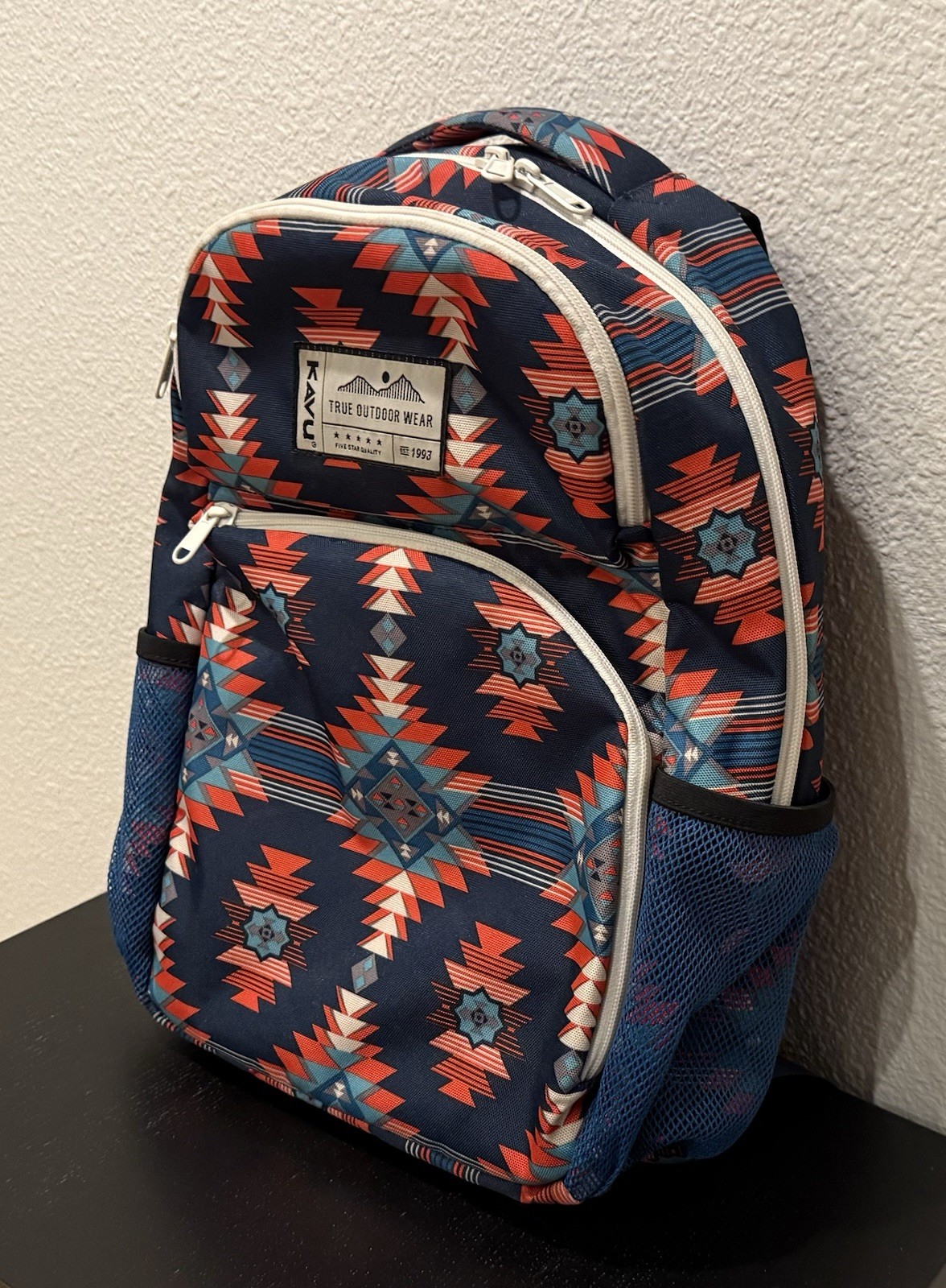 Backpack Kavu Navajo-Inspired Pattern  Used Great Condition & Fast Shipping  3