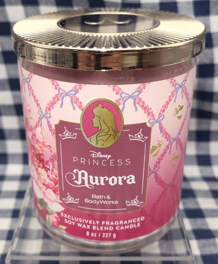 ALL NEW Aurora DISNEY Crown Lid Single Wick Candle 8 oz Bath & Body Works gallery
