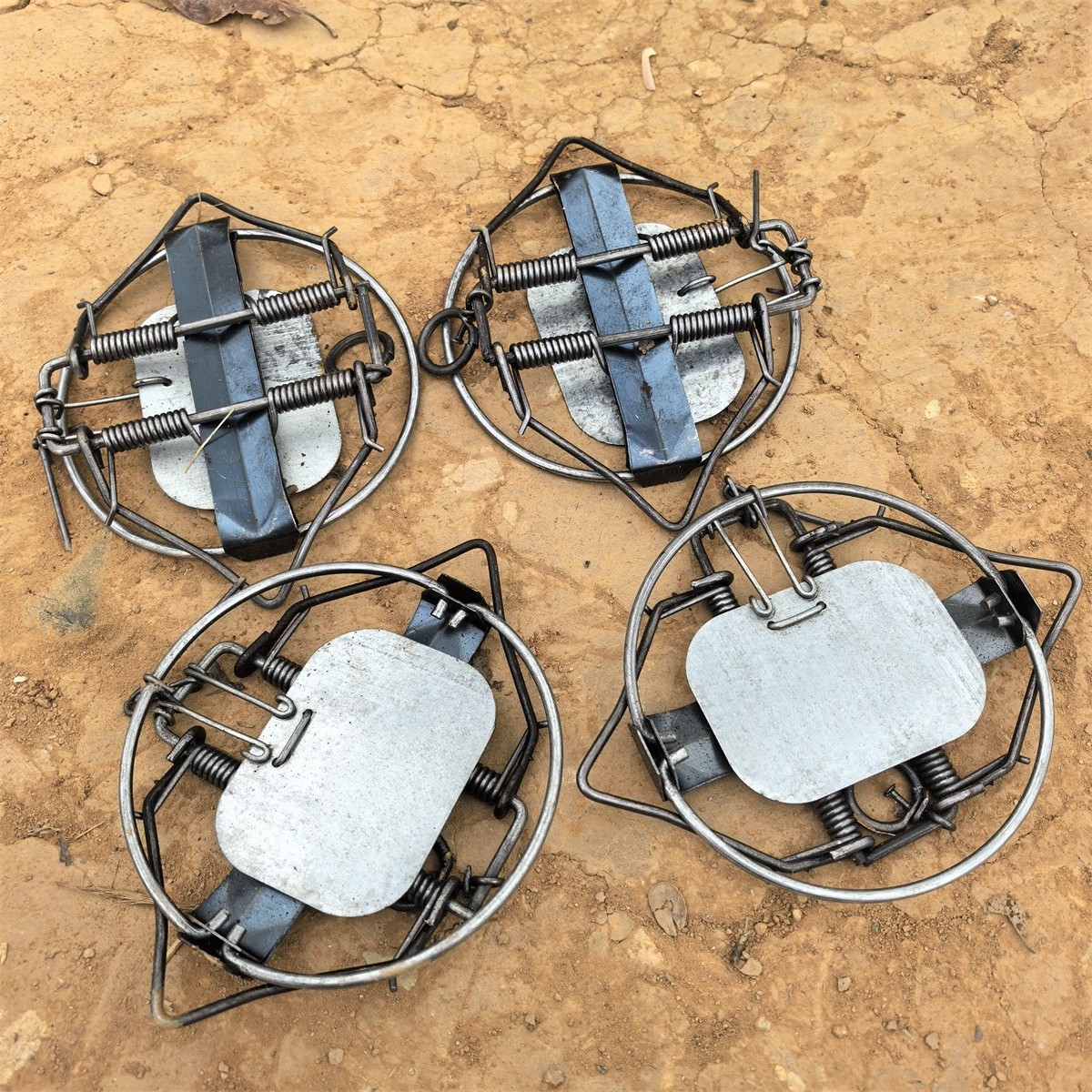 4Pc 5.12In / 13cm Coil Spring Nutria Rabbit Trap Mice Fox Gopher Mole Rat Mouse gallery