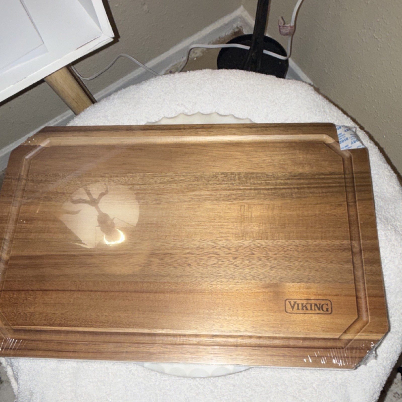 Viking Medium Brown Wood Grooved Solid Rectangle Cutting Board Kitchen Board gallery