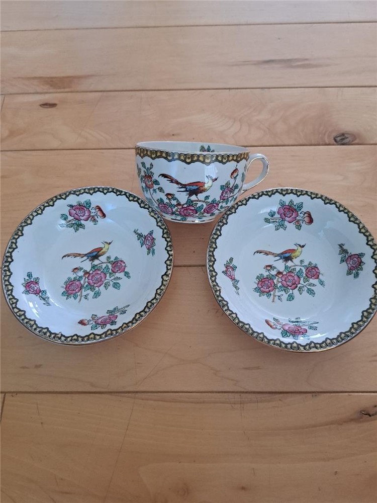 DEVON WARE OLD BOW STOKE ON TRENT TWO BERRY BOWLS AND ONE COFFEE TEA CUP