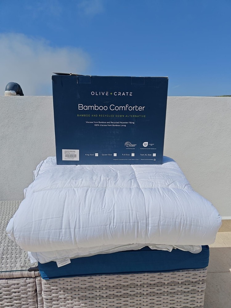 OliveCrate Soft Bamboo Comforter – Hypoallergenic, Cooling, All Season [KING]