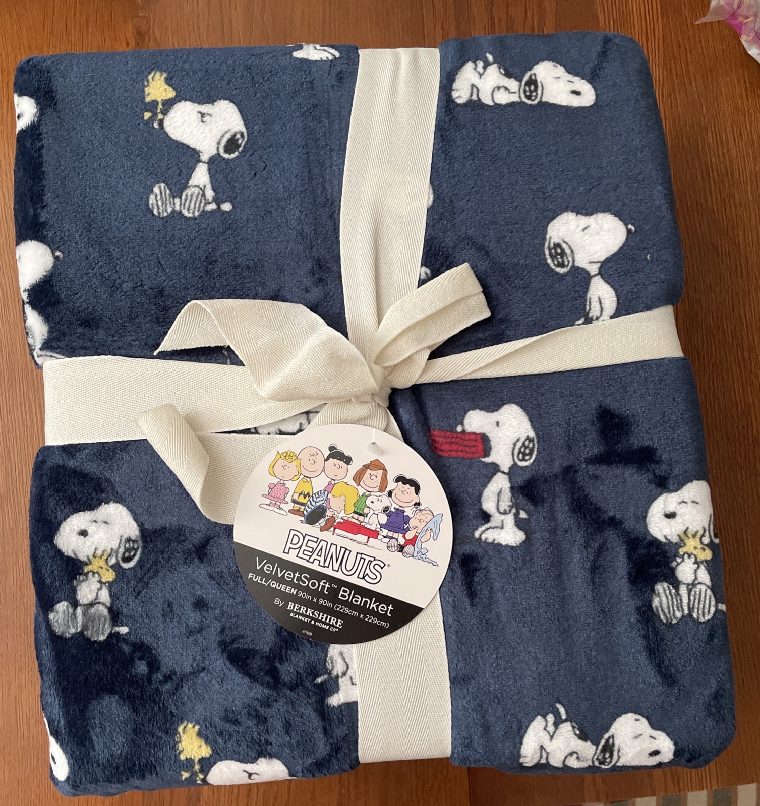 Peanuts VelvetSoft Plush Blanket- Snoopy - Full/Queen -90 In. x90 in.- new w/tag gallery