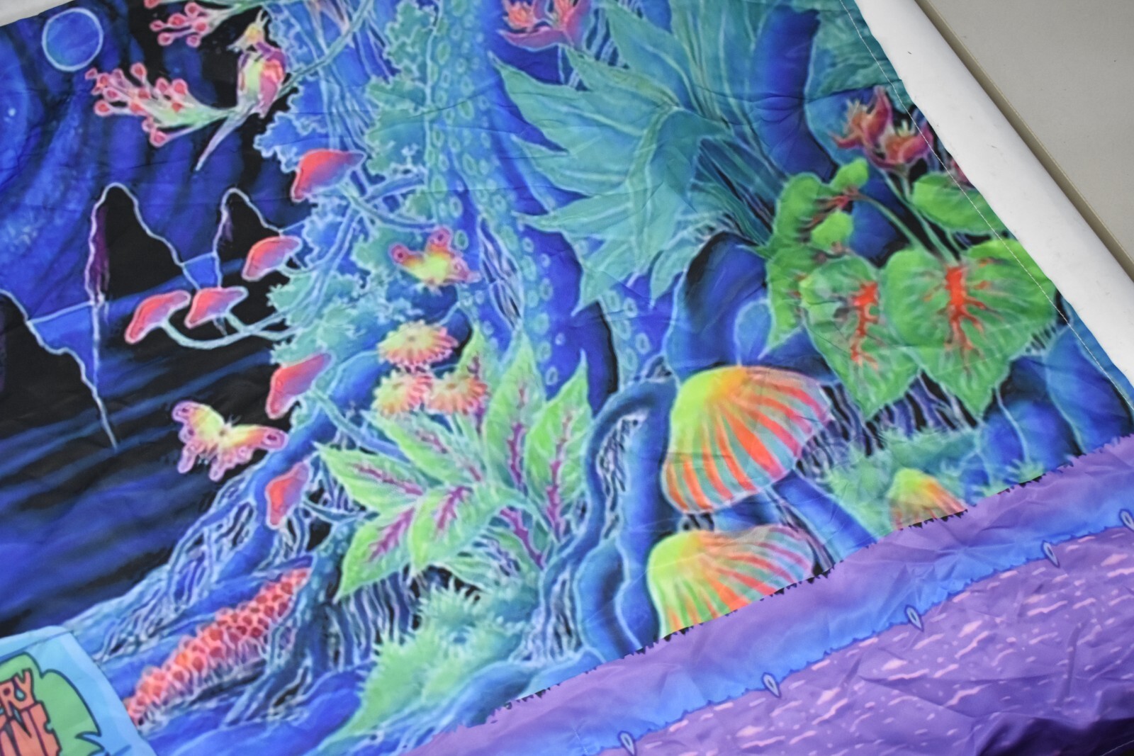 Trippy Tapestry Psychedelic Wall Hanging Blanket Decor 60"x 40" Kids Dog Show gallery