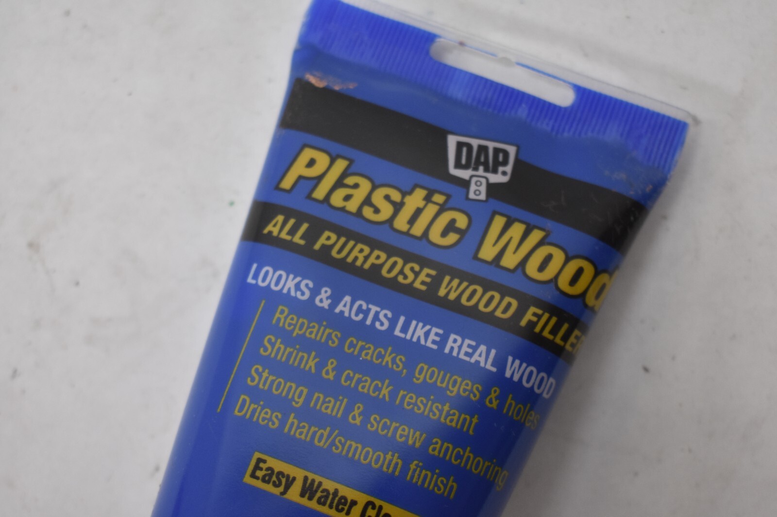 DAP 583 Series 00583 6oz Red Oak Interior/Exterior Latex Plastic Wood 6oz gallery